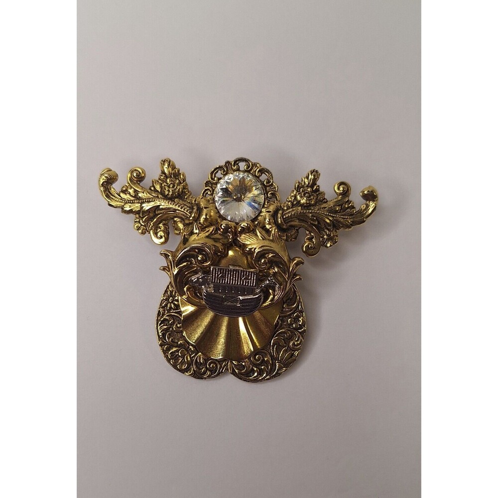 Vintage Rosemary Nelson Angel‎ Brooch Noah's Ark 1995 Classic Old Money Career